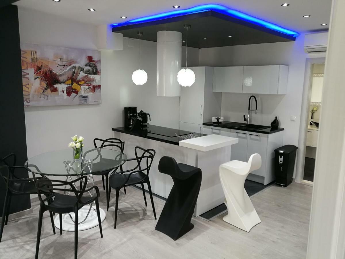 Palladium II City Center Apartments Makarska Ngoại thất bức ảnh