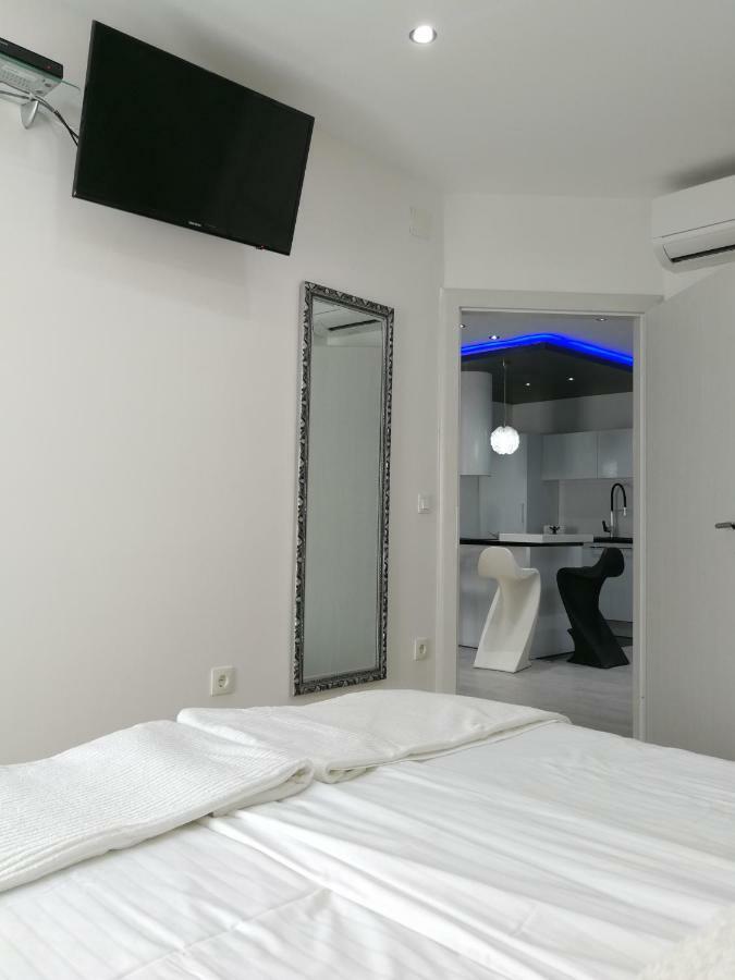 Palladium II City Center Apartments Makarska Ngoại thất bức ảnh