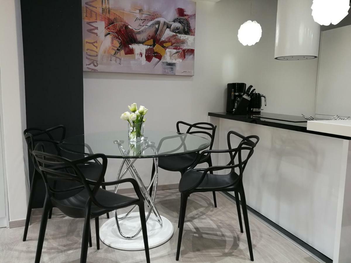 Palladium II City Center Apartments Makarska Ngoại thất bức ảnh