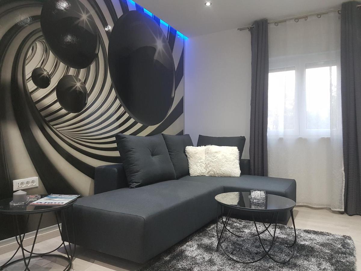 Palladium II City Center Apartments Makarska Ngoại thất bức ảnh