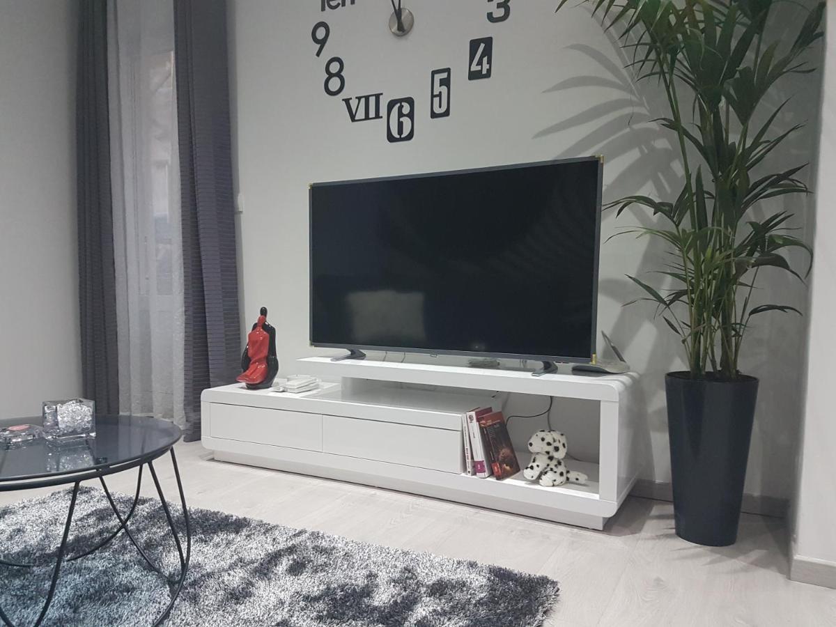 Palladium II City Center Apartments Makarska Ngoại thất bức ảnh